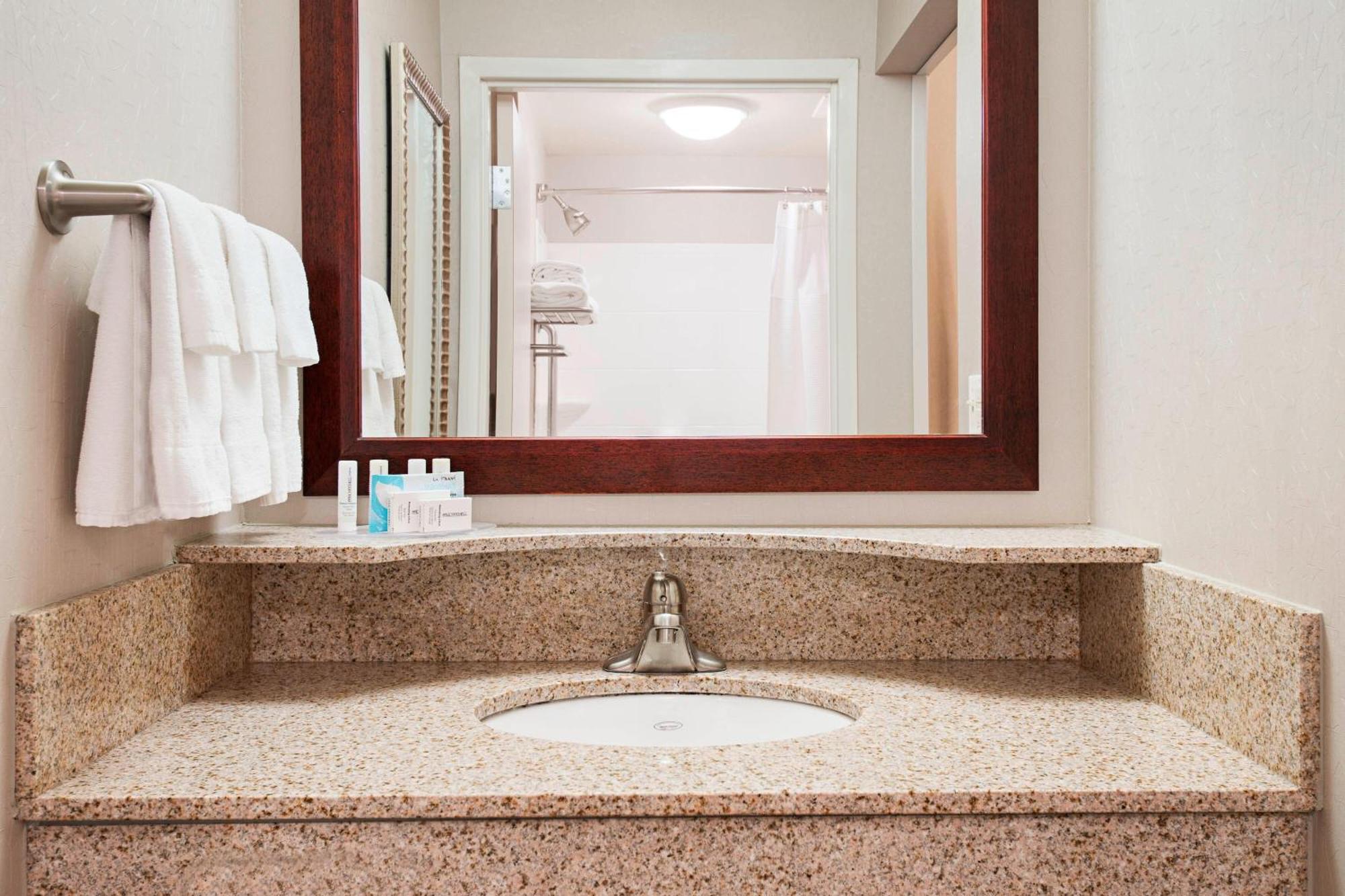 Springhill Suites By Marriott Wheeling Triadelphia Area מראה חיצוני תמונה